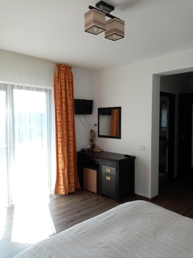 Hotel Dragomirna Sunset Mitocu Dragomirnei Zewnętrze zdjęcie
