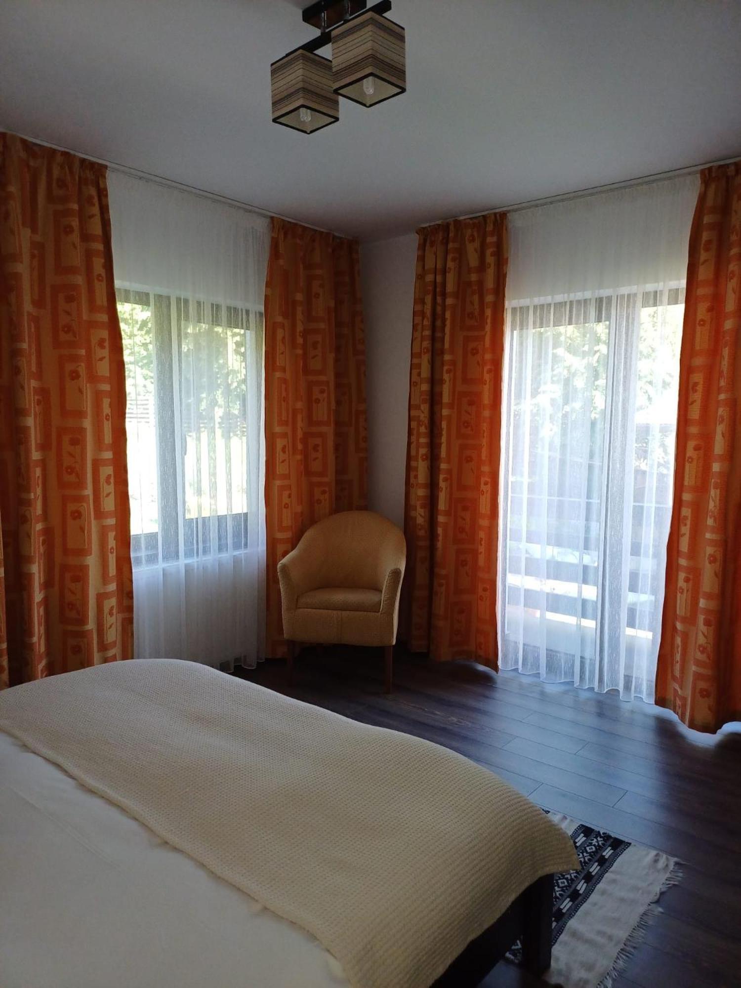 Hotel Dragomirna Sunset Mitocu Dragomirnei Zewnętrze zdjęcie